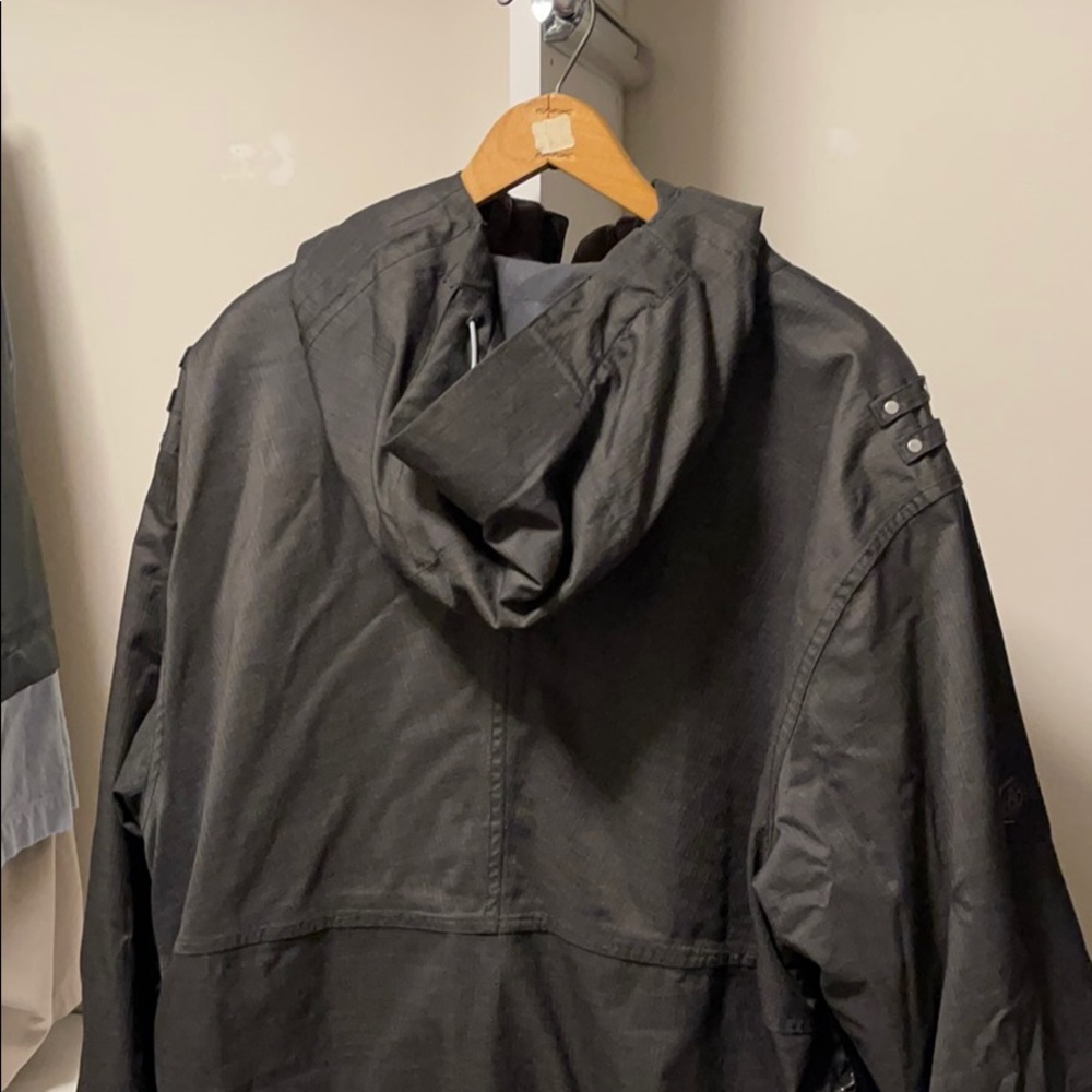 686 Ski Jacket - Picture 4 of 7